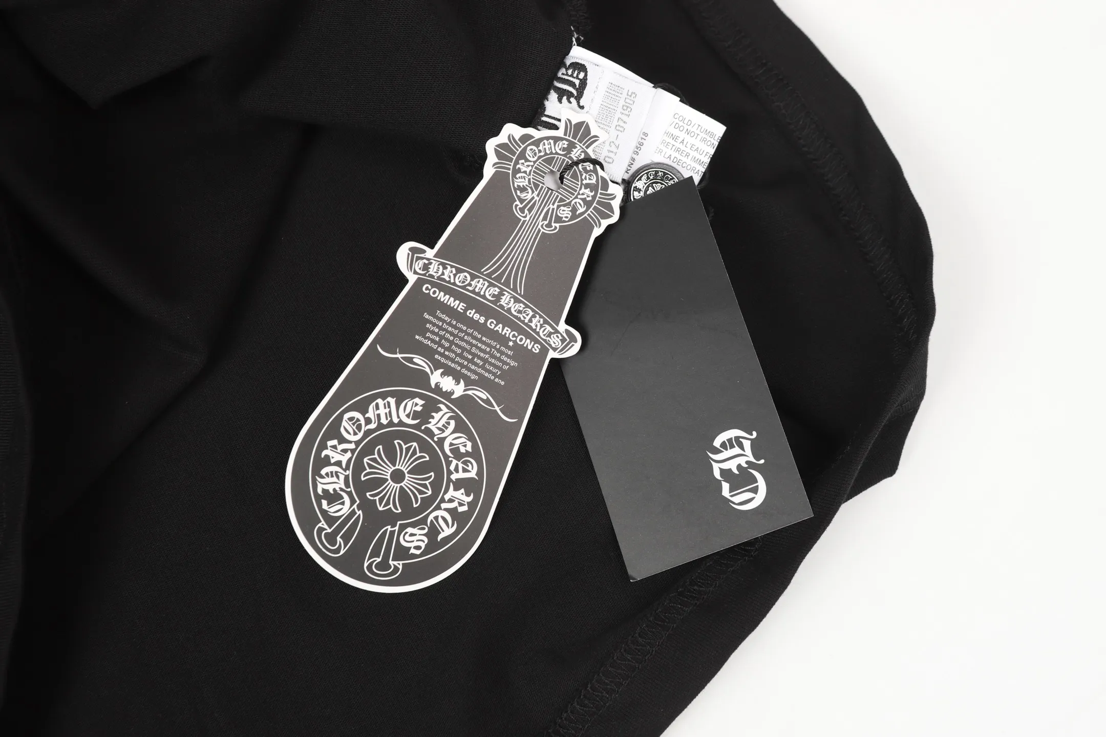 P160 -Chrome Hearts/Chrome Hearts Colorful Cross ✝️Sanskrit letters explosive long-sleeved T-shirt -High weight, high density and high quality. The wool is soft, delicate and skin-friendly. It feels soft and silky. It has excellent warmth and skin-friendly properties.